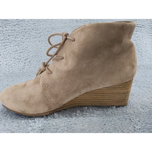Dr. Scholl's Dakota Ankle Wedge Booties Lace Up Tassel Taupe Suede Size 8M - Picture 4 of 10